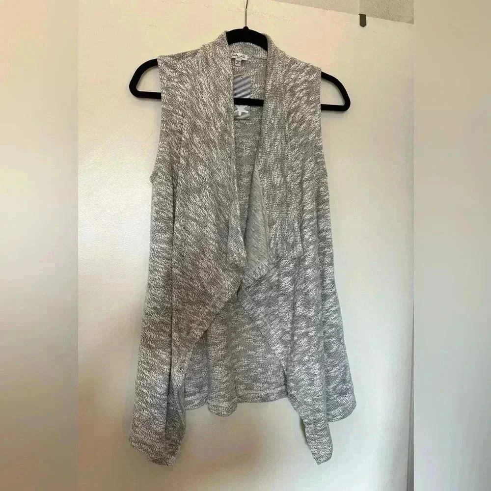 NWT Splendid Drape Style Vest with Pockets in Size XS